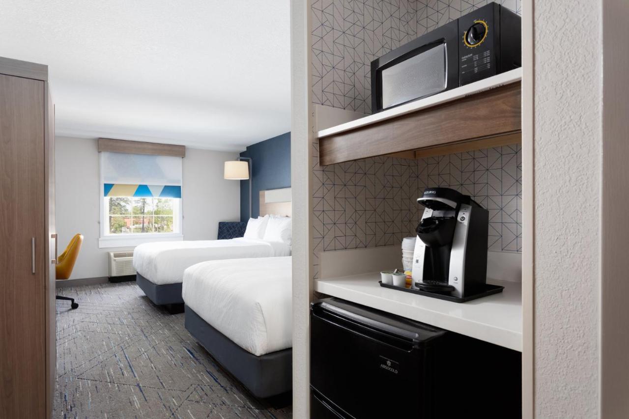 Holiday Inn Express & Suites Williamsburg By Ihg Dış mekan fotoğraf