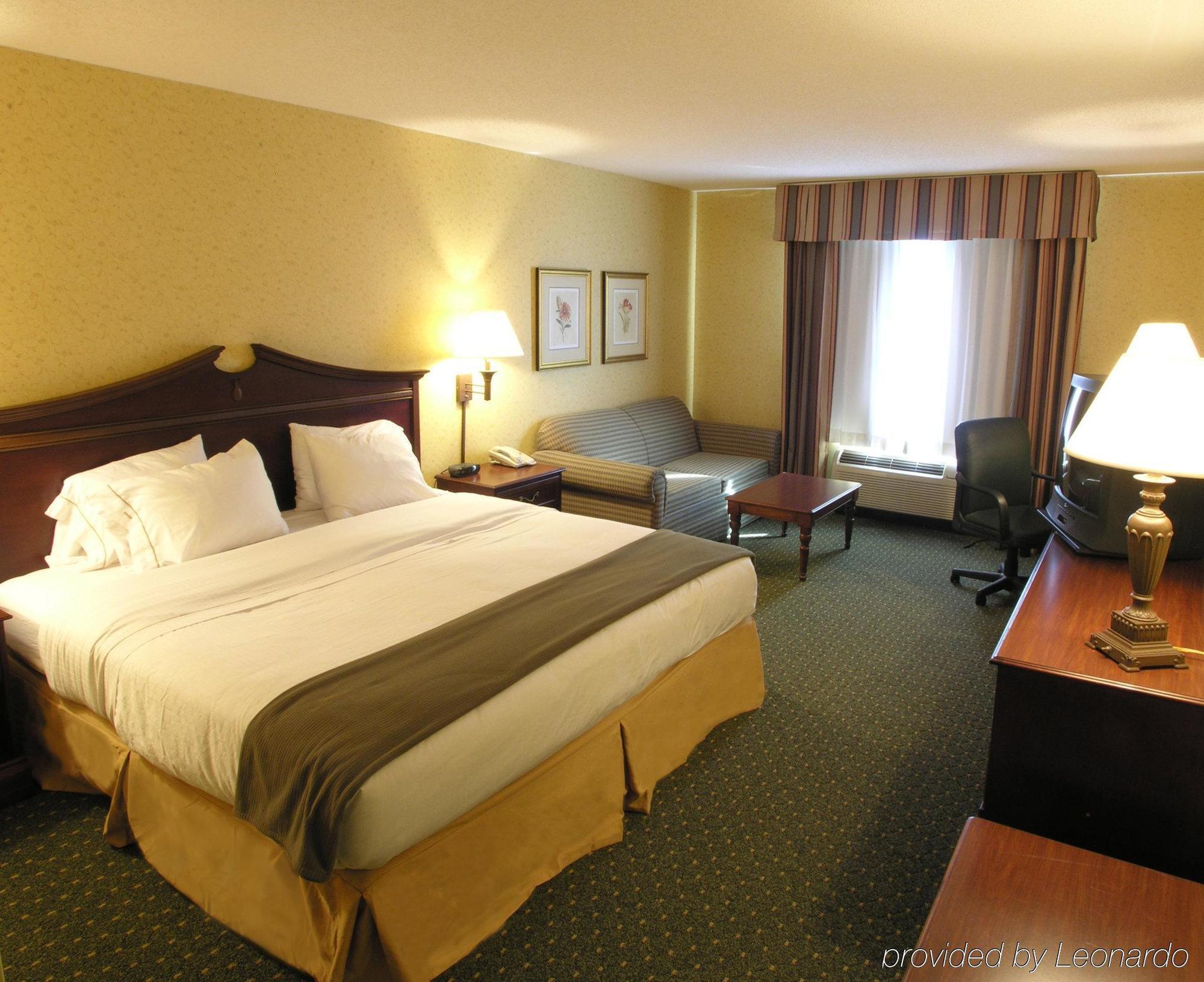Holiday Inn Express & Suites Williamsburg By Ihg Oda fotoğraf